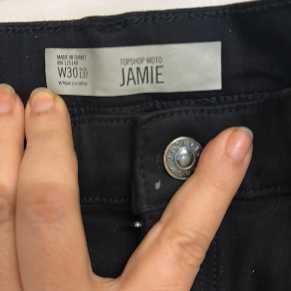 Topshop Moto Jamie Skinny , Ripped Black Jeans in W30/L32! NWOT - Picture 4 of 8